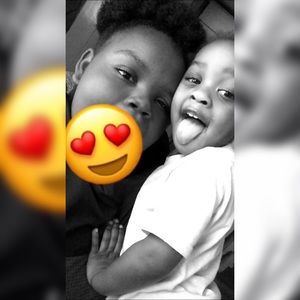 Meet your Posher, Eshona